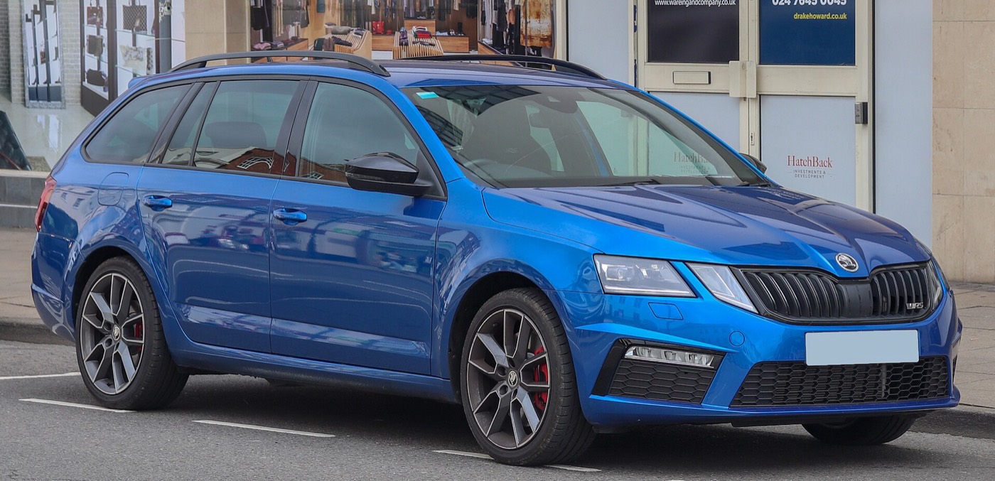 Photo : Vauxford, CC BY-SA 4.0 Škoda Octavia III, vue avant trois quarts