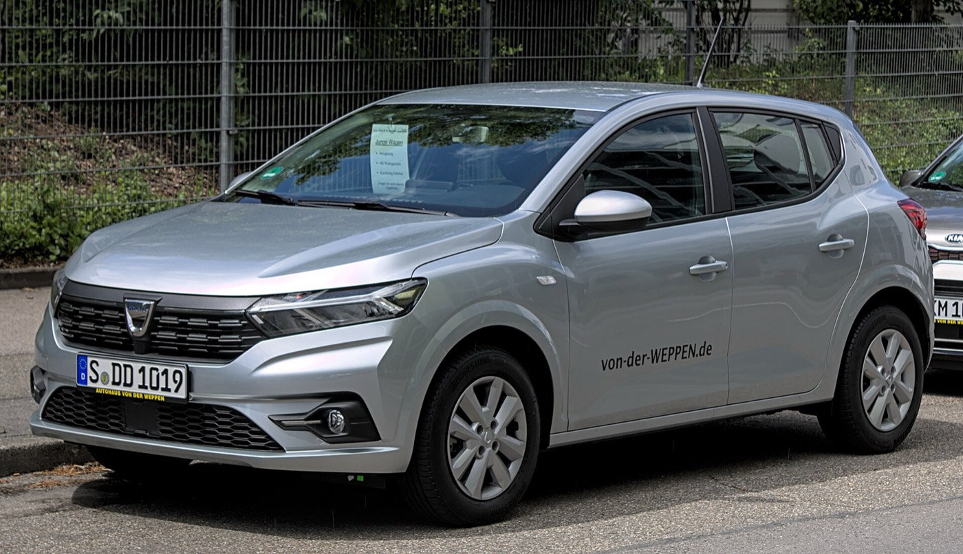 Photo : Alexander Migl, CC BY-SA 4.0 Dacia Sandero III grise, vue avant trois quarts